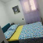 Apartment Love Story